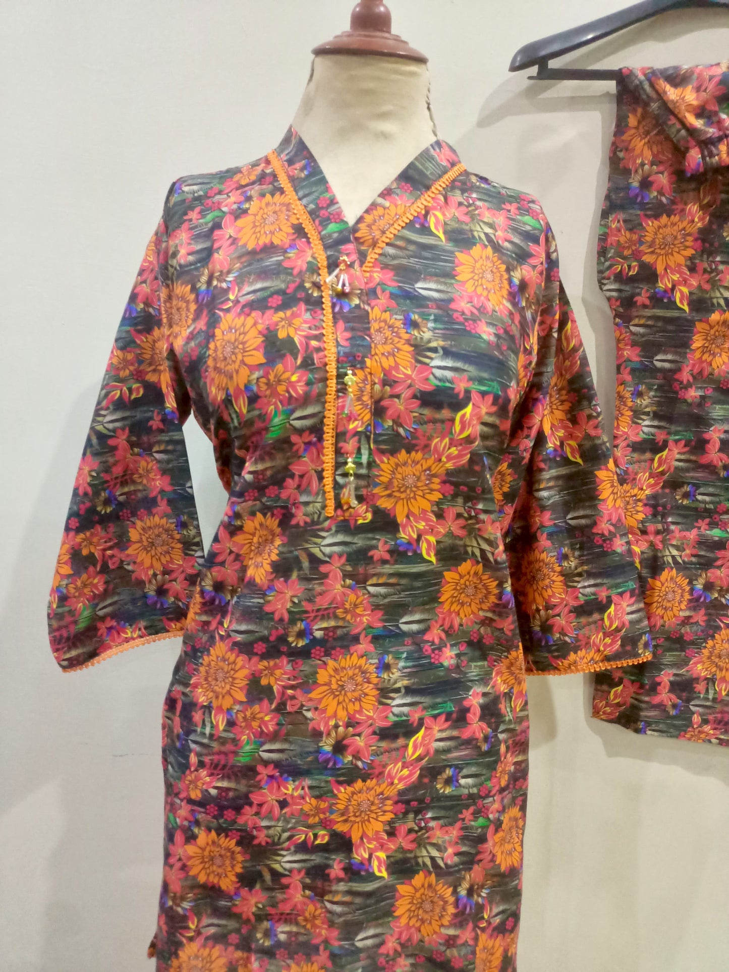 Elegant Original Sapphire Digital Print Lawn Print 2 Piece